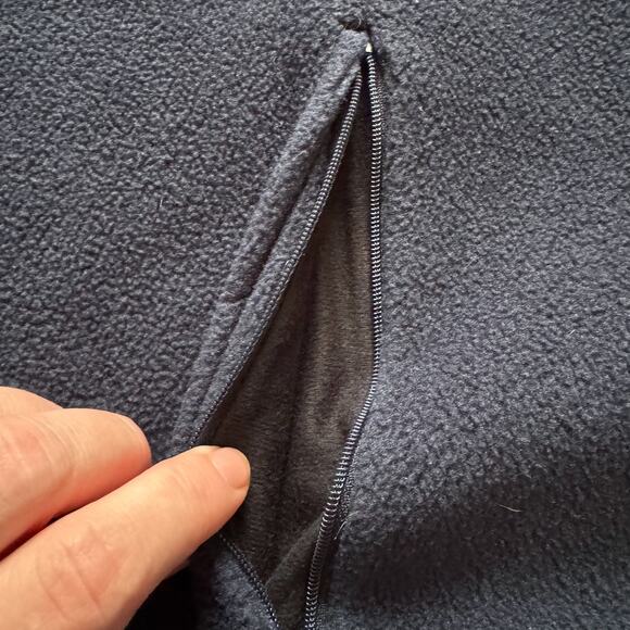 L.L. Bean Fleece Vest Mens Sz XL Reg Blue Navy Zip up Activewear Polartec - Picture 2 of 10